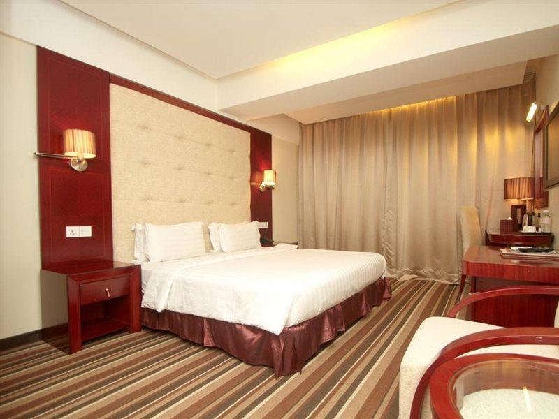 Celyn City Hotel Kota Kinabalu Exterior foto