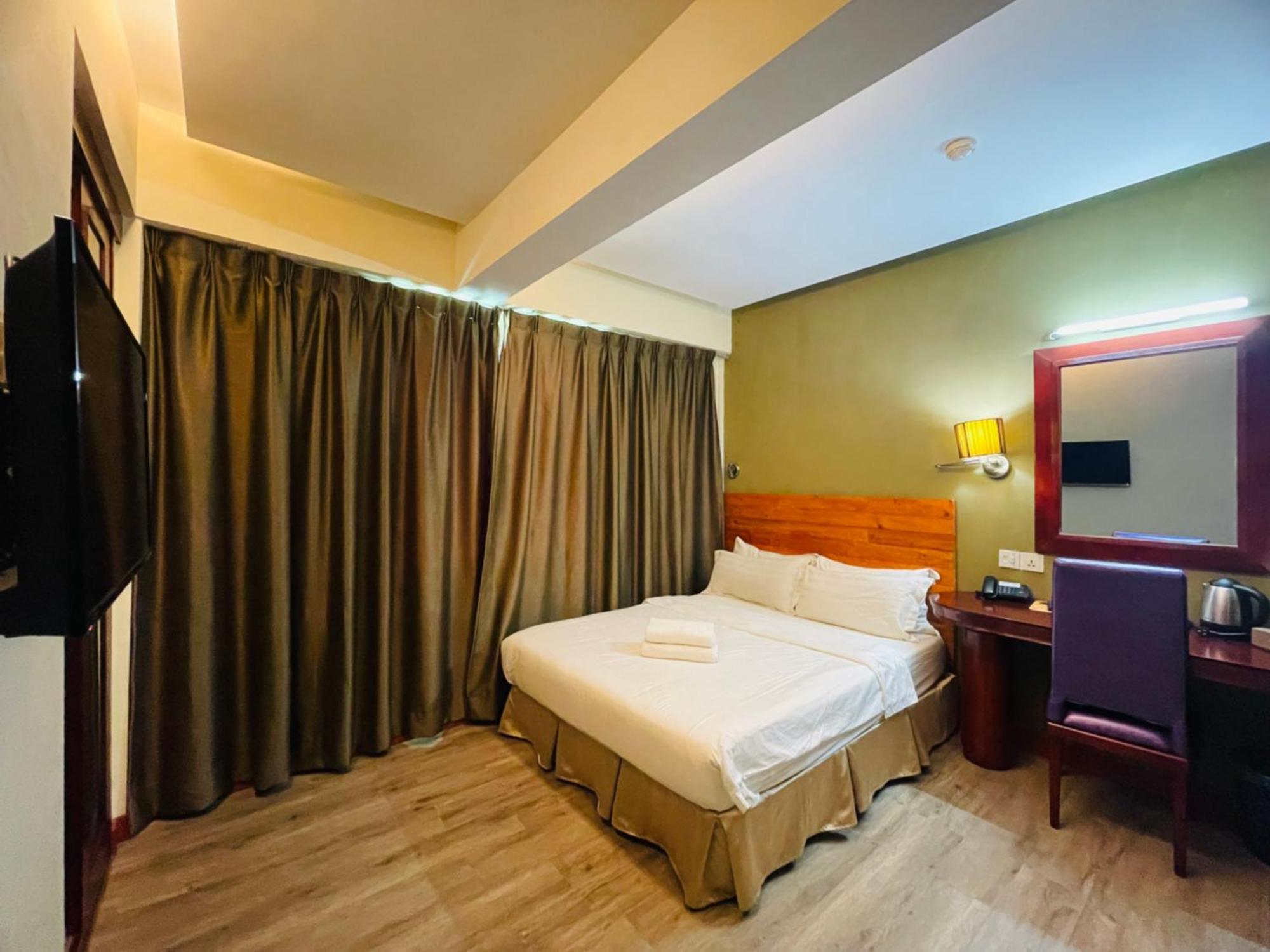 Celyn City Hotel Kota Kinabalu Exterior foto