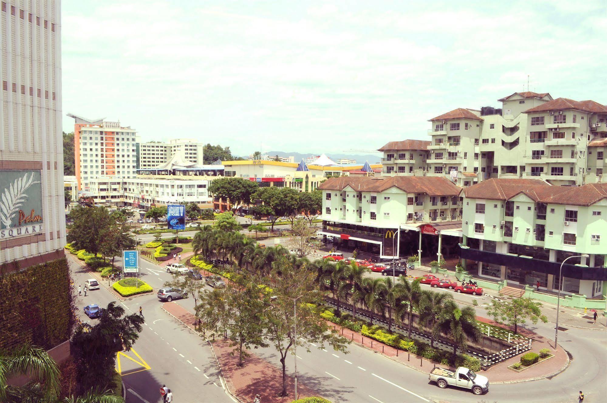 Celyn City Hotel Kota Kinabalu Exterior foto